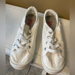 White Jelly Pop Shoes